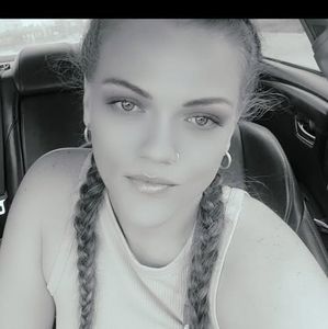 Meet your Posher, Jessi